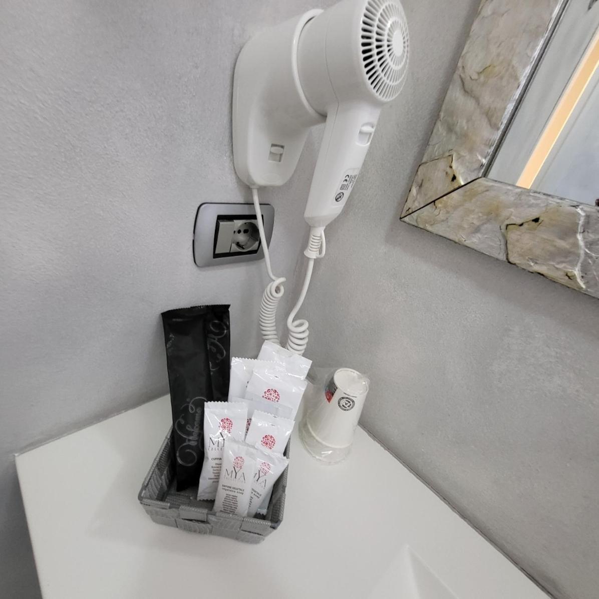 Illuvia 2 Affitta Camere Cornaredo Zewnętrze zdjęcie